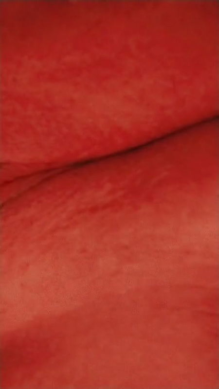 chubby orange pussy show