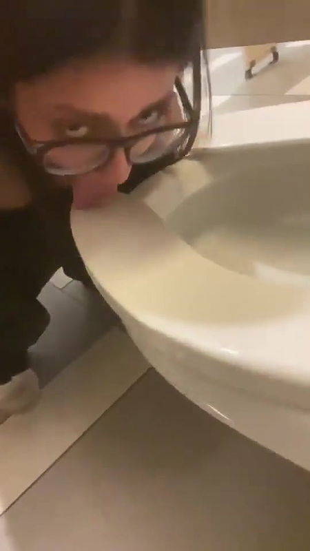 cute girl toilet seat lick