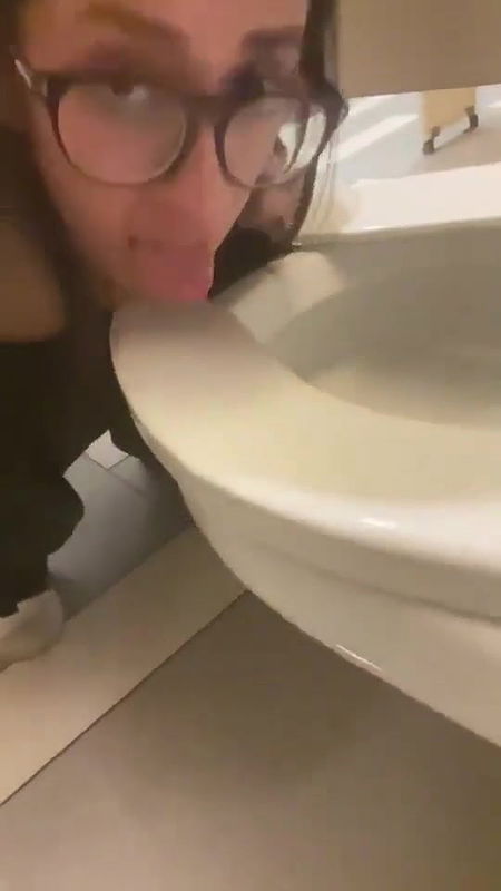 cute girl toilet seat lick