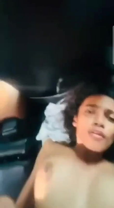 slim mallu girl fucking inside car
