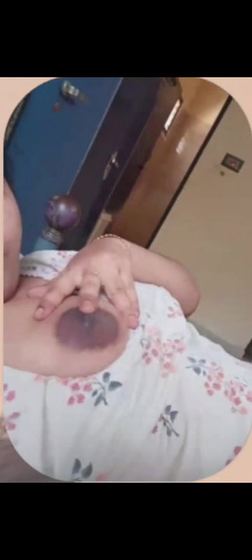 Tamil Wife Najima Showing Brown Nipple To Lover