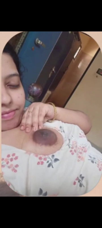 Tamil Wife Najima Showing Brown Nipple To Lover