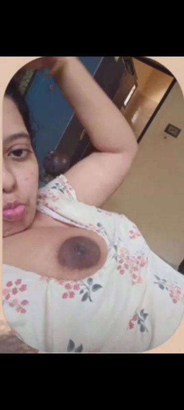 Tamil Wife Najima Showing Brown Nipple To Lover