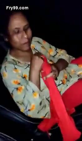 Assame Couple Caught Fucking Inside Car Outdoor