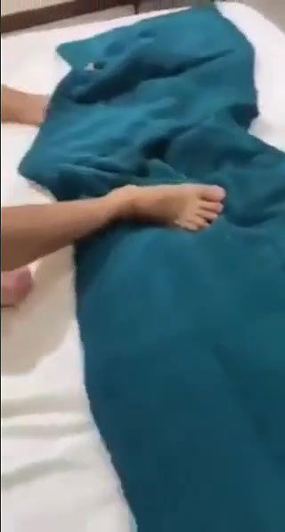 Desi girl handle the two cocks