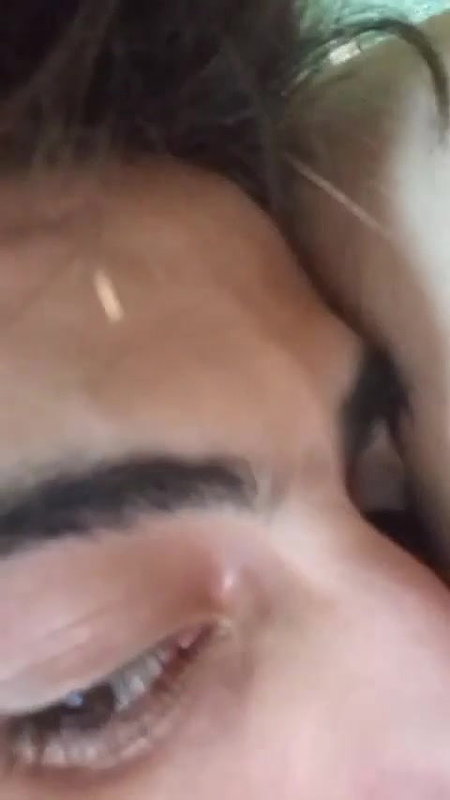 Delhi Ki Sexy Gori Ladki Ki Chut Ko Maze Se Chata Phir Uske Muh Me Apna Lund Pela