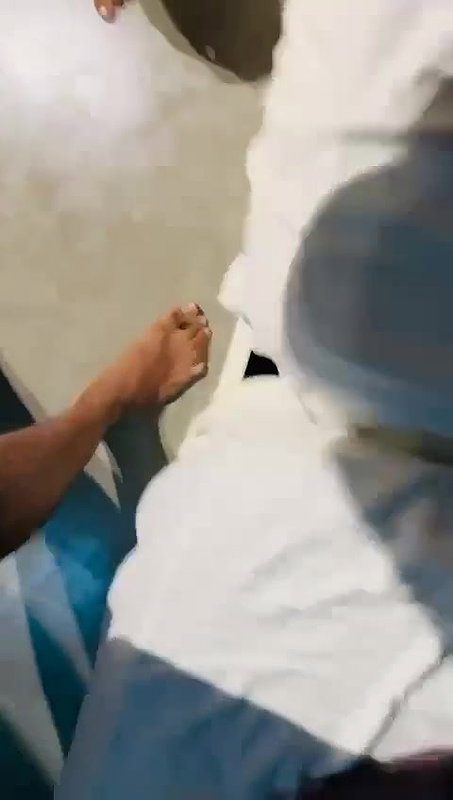 Desi Girl Ko Muh Me Lund Chusa Chusa Kar Plastic Ke Lund Se Uski Chudai Ki