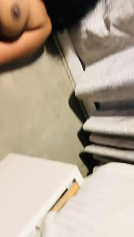 Desi Girl Ko Muh Me Lund Chusa Chusa Kar Plastic Ke Lund Se Uski Chudai Ki