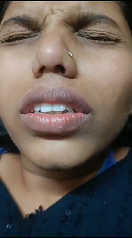 Desi Saali Ko Sut Pahana Kar Uski Chut Mari