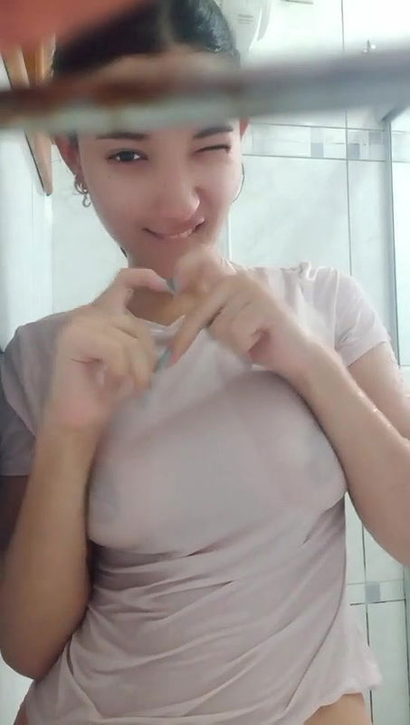 Extremely gorgeous curvy girl seductive moves to seduce her boyfriend