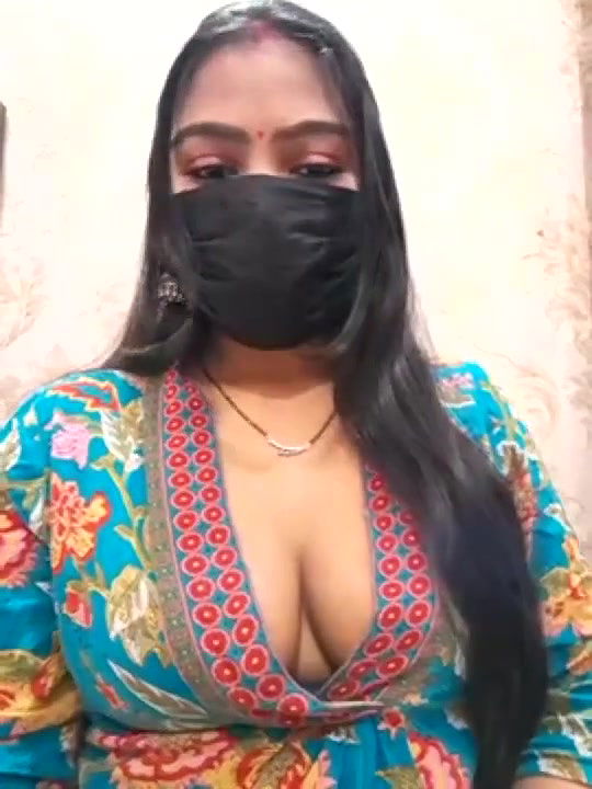 web cam girl boob show