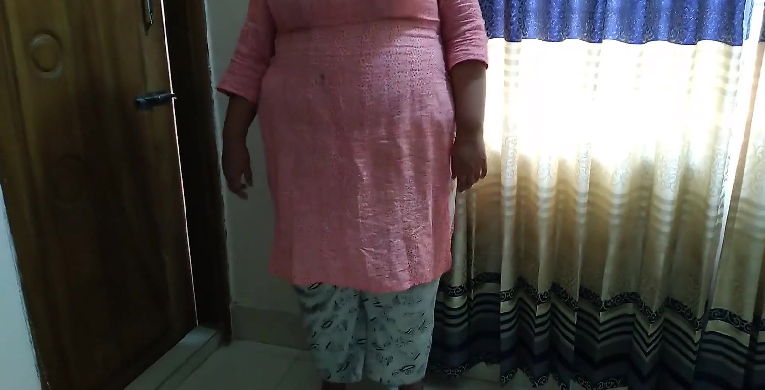 Desperate Wife – Desi Horney Big Boobs & Big Ass Aunty Having Sex With Unknown, When Husband Not at Home