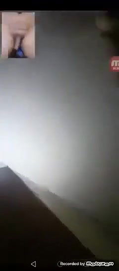 Beautiful Gf Showing Fingering