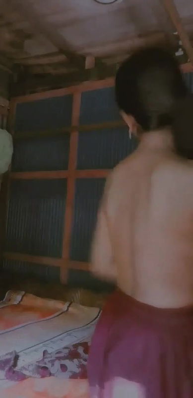 Desihub tv  Bangladeshi Beautiful Sexy Village Girl Showing