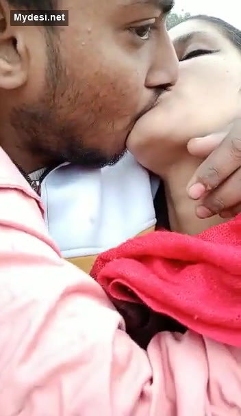 Horny LOvrs B000bs play