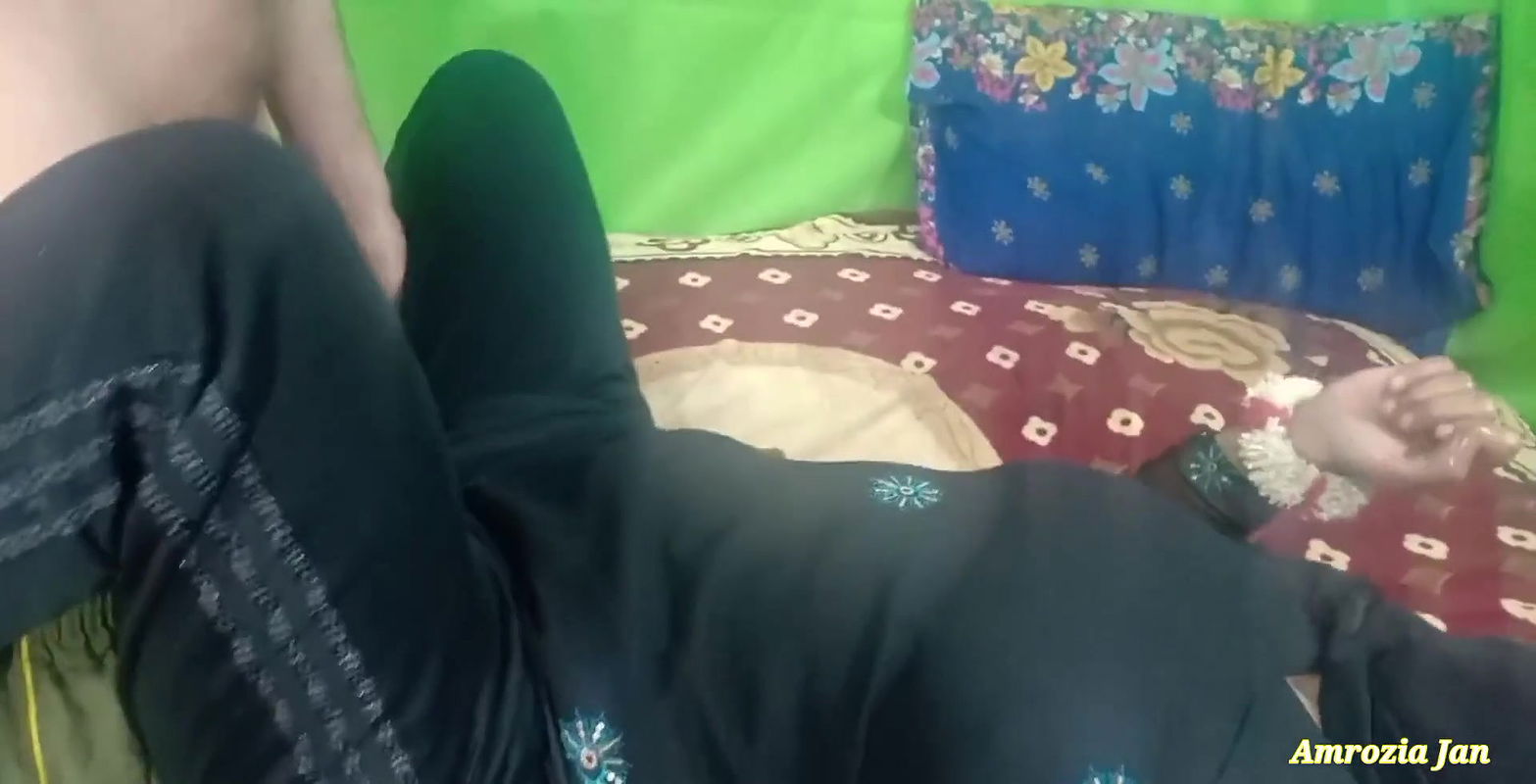 Never get jealous when you see your ex with someone else, My ex-girlfriend wants to make me feel jealous