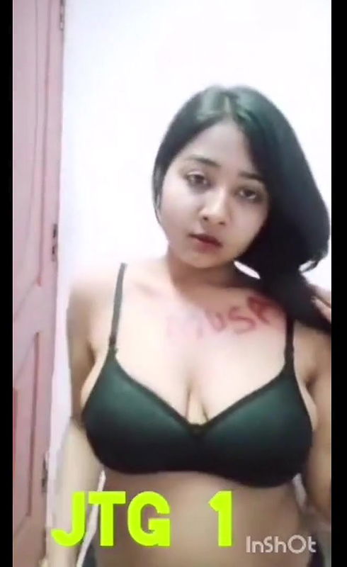 Huge boobs slave girl nude videos