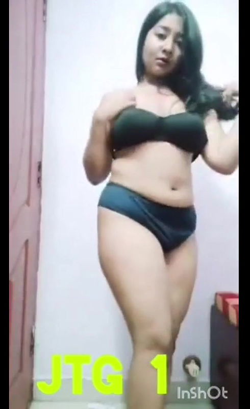 Huge boobs slave girl nude videos