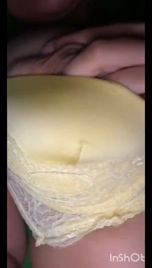 Cute Pakistani Girl leaks