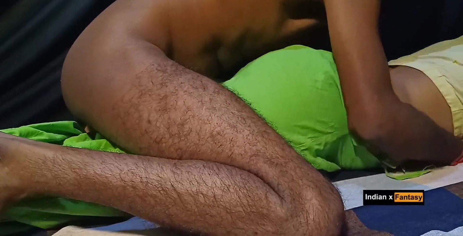 Seducing and fucked hard desi wife while sitting in peticoat and blouse