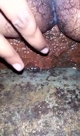 Desi hairy pussy sex MMS video