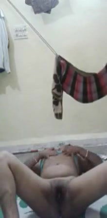 Big boobs Bhabhi fingering her pussy