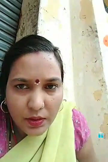 Fearing cheating wife livecam show