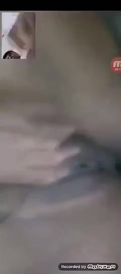 Beautiful Gf Showing Fingering