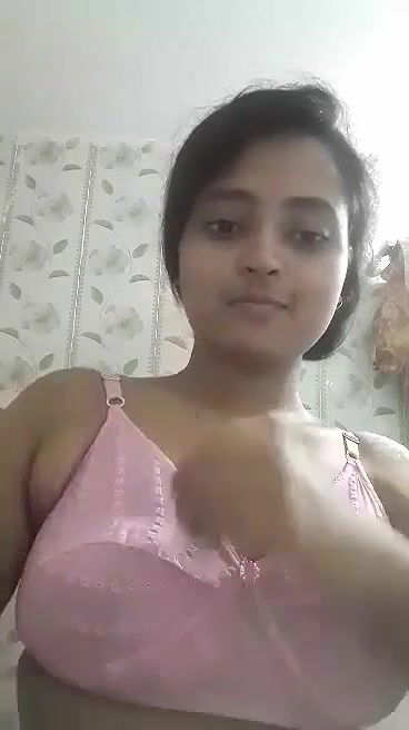 Sexy Bengali Gf Showing Update