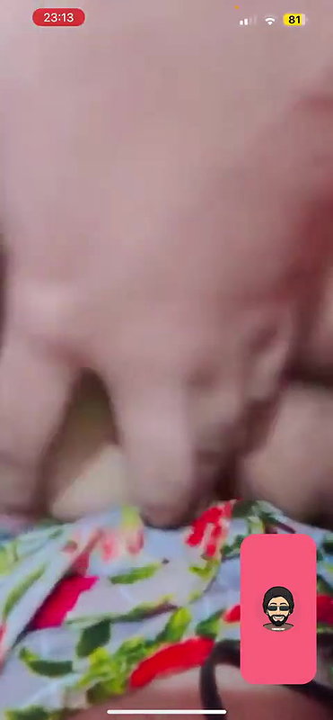 gf ne vc mein chcuhe dikhayi