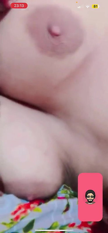 gf ne vc mein chcuhe dikhayi