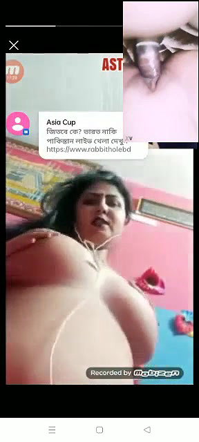 vc mein desi bhabhi ne chuche chusi