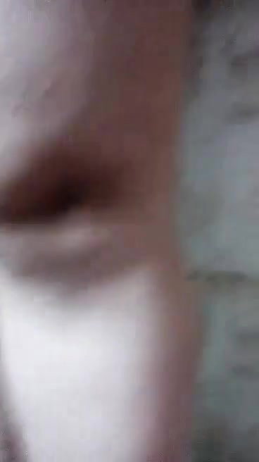 gori lakdi ki nangi video