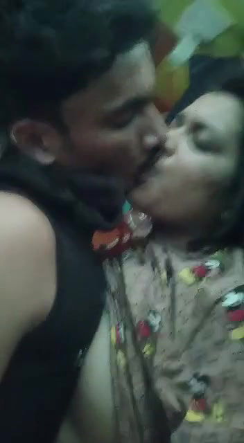 kiss krte hue chudai