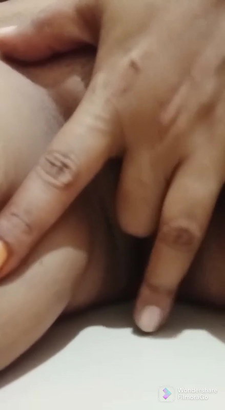 moti bhabhi boob dabate hue chut ragdi