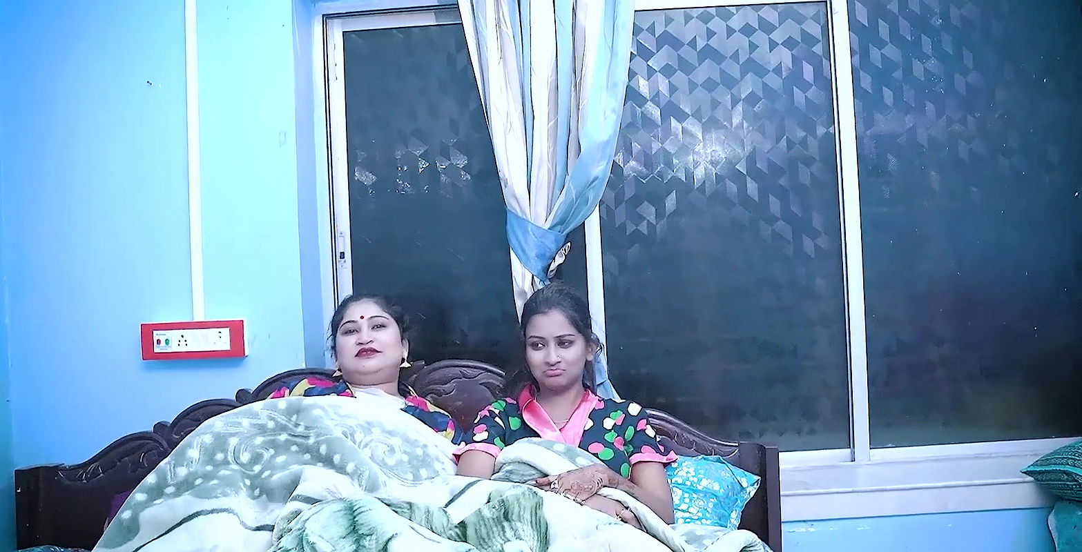 STEP FATHER SECRETLY HARDCORE FUCK WITH STEP DAUTHER IN FRONT OF HIS WIFE ( HINDI AUDIO ).  GoddesMahi  .