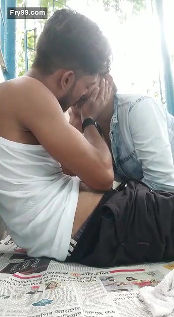 Desi  Chubby sucker