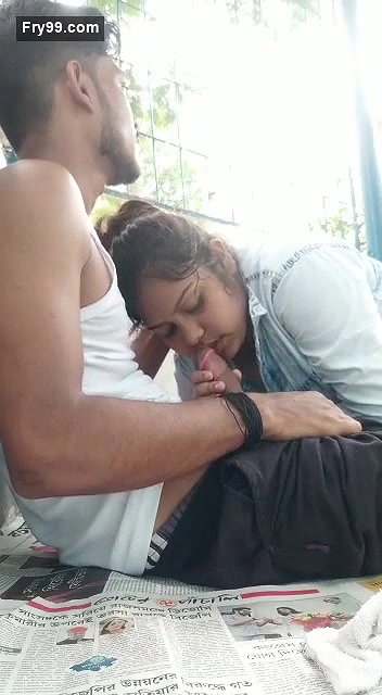 Desi  Chubby sucker