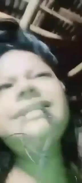 Village Girlfriend Showing