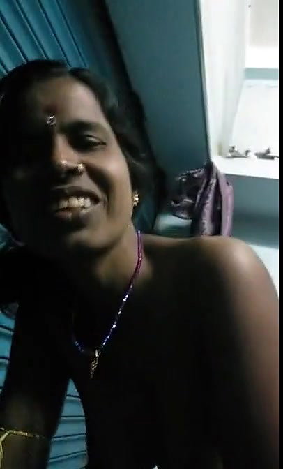 Local Desi maid nude blowjob sex with show owner