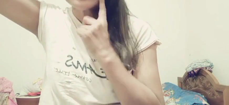 55y old hot aunty ko badi dud deka aur fingering kartiho.