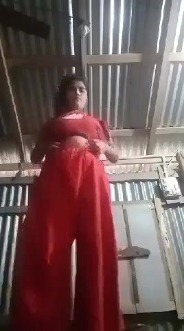 Dehati Ladki Ne Apni Sexy Bur Aur Badi Badi Chuchi Ka Jalwa Dikhaya