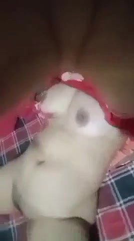 Dehati Ladki Ne Apni Sexy Bur Aur Badi Badi Chuchi Ka Jalwa Dikhaya