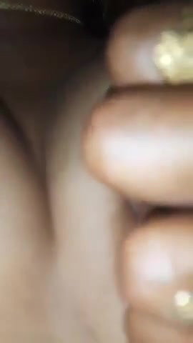 Desi Aunty Ki Chut Me Lagatar Lund Dalte Unki Chut se Pani Girta Raha