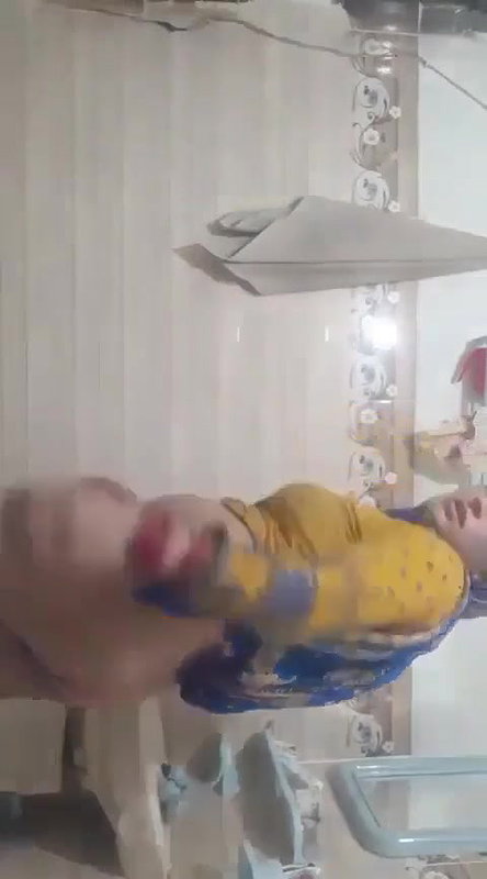 Indian Bhabhi Bathroom Me Ja Kar Apni Badi Badi Gand Aur Chuchiya Dekha Rahi Thi