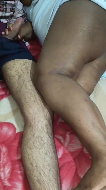 Chubby Mallu Pussy Fingering by herself