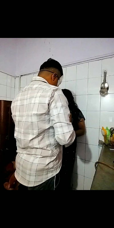 Kitchen me devar bhabhi romance