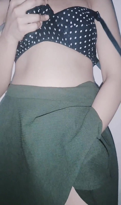 Horny Latika nude show and dirty talking hindi