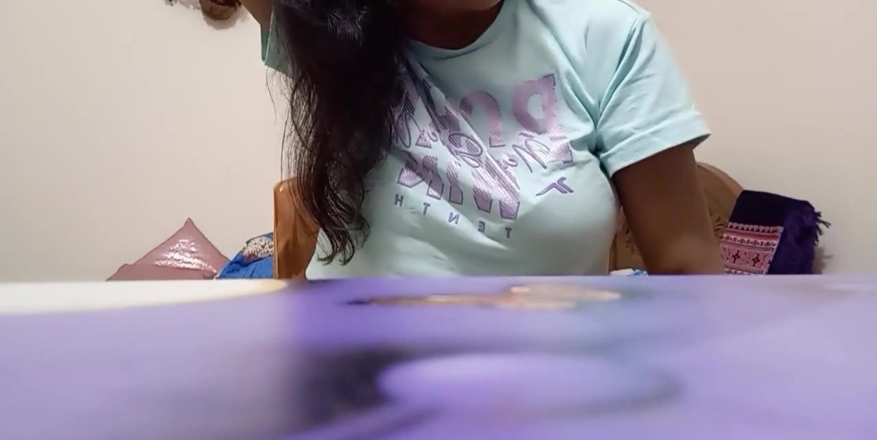 Im so horny now, please fuck me