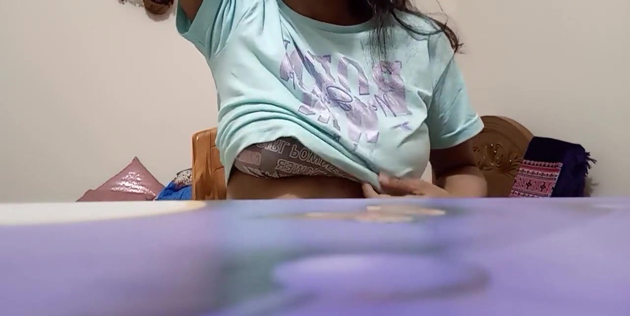 Im so horny now, please fuck me